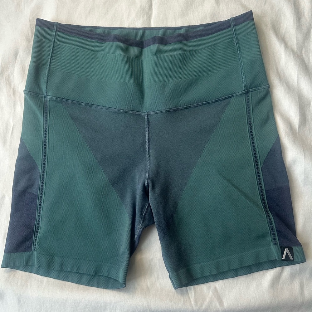 Athleta x Allyson Felix Legend Seamless Bike Shorts - Blue/Green Teal - Size XL